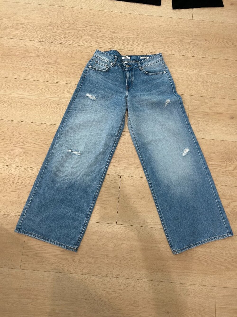 Forever 21 Jeans Low Rise Baggy